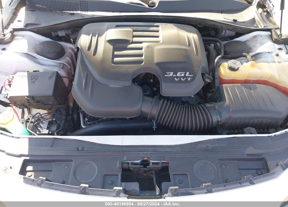 2018 CHRYSLER 300 300S VIN: 2C3CCABG7JH261390