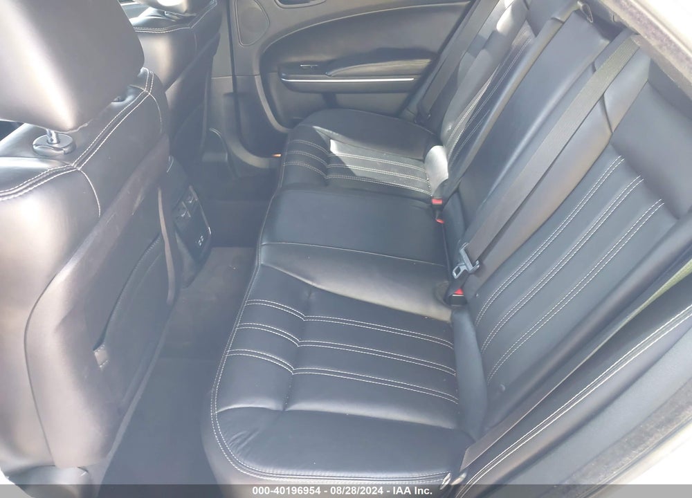 2018 CHRYSLER 300 300S VIN: 2C3CCABG7JH261390