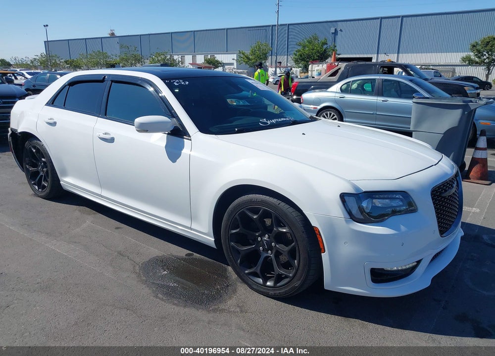 2018 CHRYSLER 300 300S VIN: 2C3CCABG7JH261390