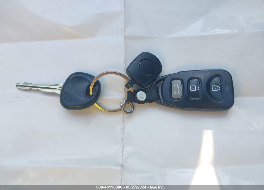 2008 HYUNDAI SONATA VIN: 5NPEU46F48H376129