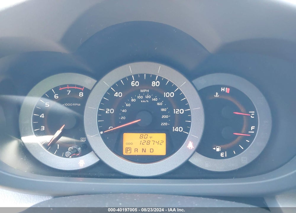 2011 TOYOTA RAV4 VIN: 2T3KF4DVXBW072987