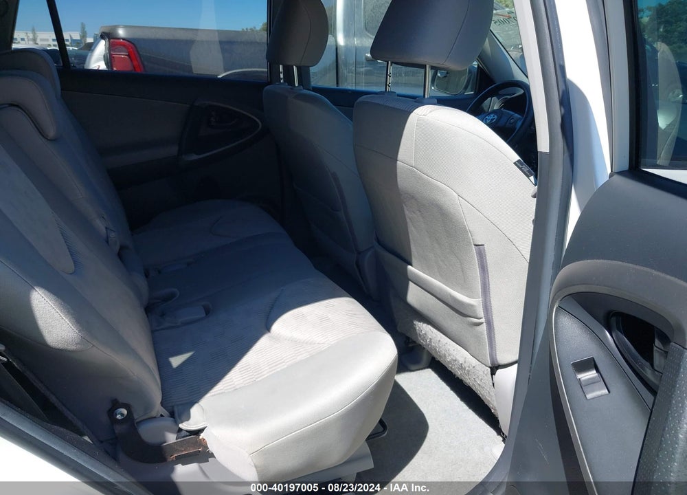 2011 TOYOTA RAV4 VIN: 2T3KF4DVXBW072987