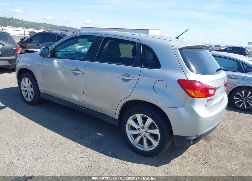 2015 MITSUBISHI OUTLANDER SPORT ES VIN: 4A4AR3AUXFE046680