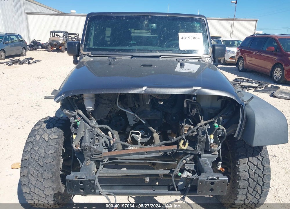 2017 JEEP WRANGLER UNLIMITED SPORT 4X4 VIN: 1C4BJWDG6HL632222