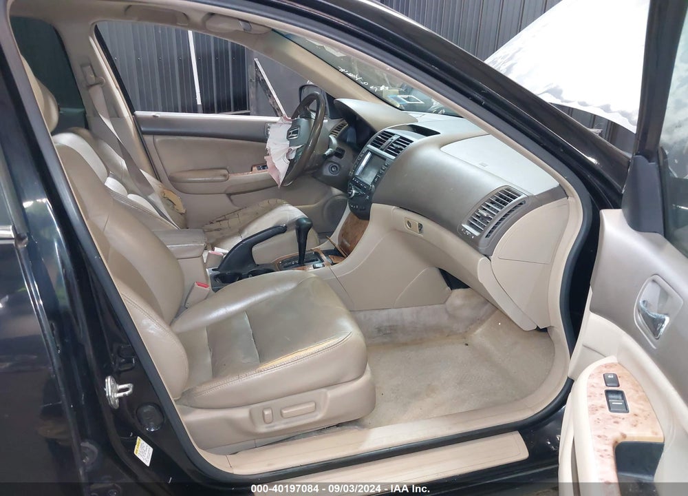 2005 HONDA ACCORD VIN: 1HGCM66845A046192