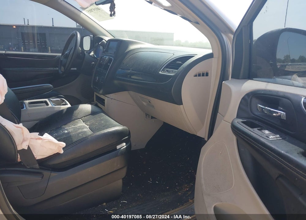 2014 CHRYSLER TOWN & COUNTRY TOURING VIN: 2C4RC1BG0ER270230