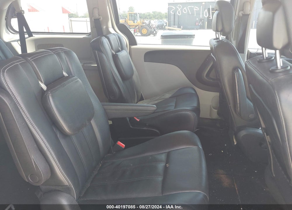 2014 CHRYSLER TOWN & COUNTRY TOURING VIN: 2C4RC1BG0ER270230