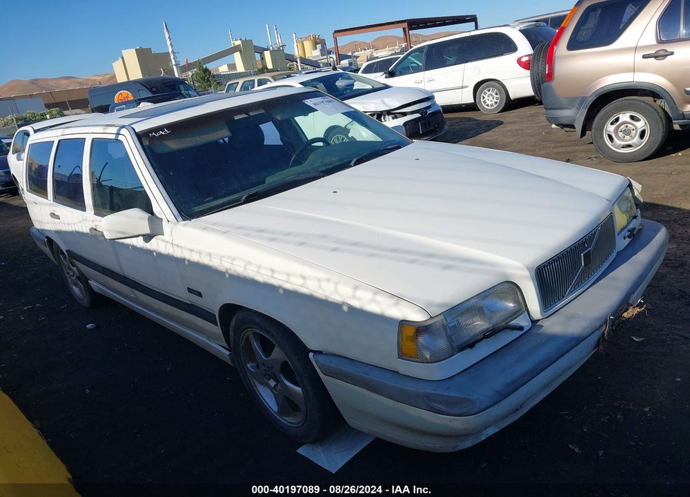 1995 VOLVO 850 VIN: YV1LW5712S2093581