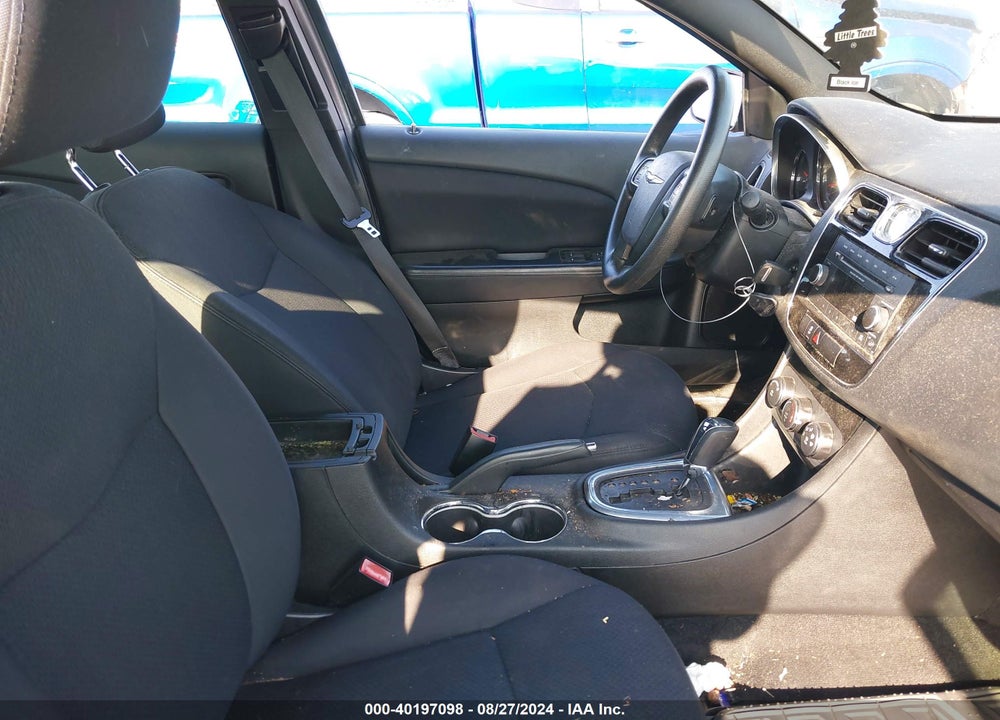 2013 CHRYSLER 200 LX VIN: 1C3CCBABXDN561318