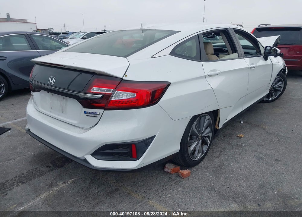 2018 HONDA CLARITY PLUG-IN HYBRID TOURING VIN: JHMZC5F34JC010137