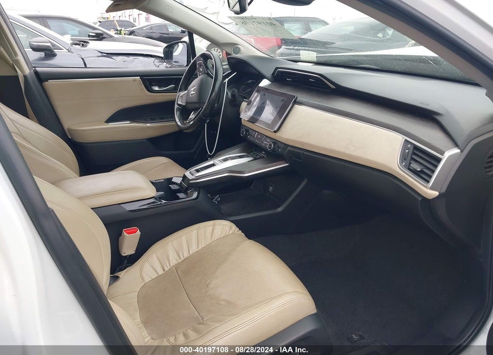 2018 HONDA CLARITY PLUG-IN HYBRID TOURING VIN: JHMZC5F34JC010137