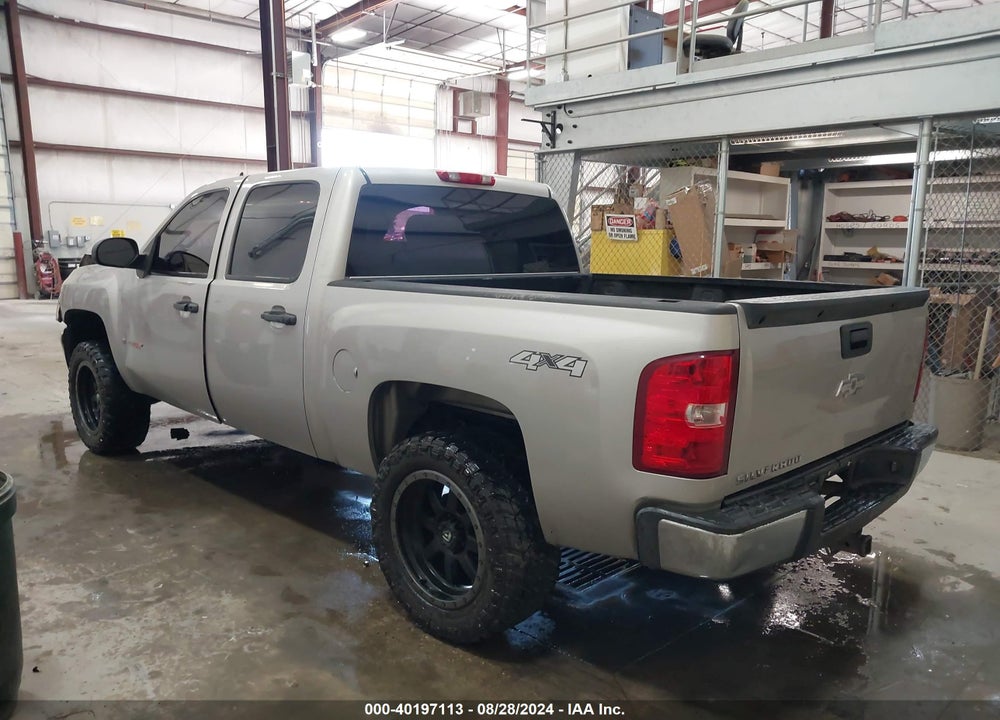 2007 CHEVROLET SILVERADO 1500 LT1 VIN: 2GCFK13Y971723713