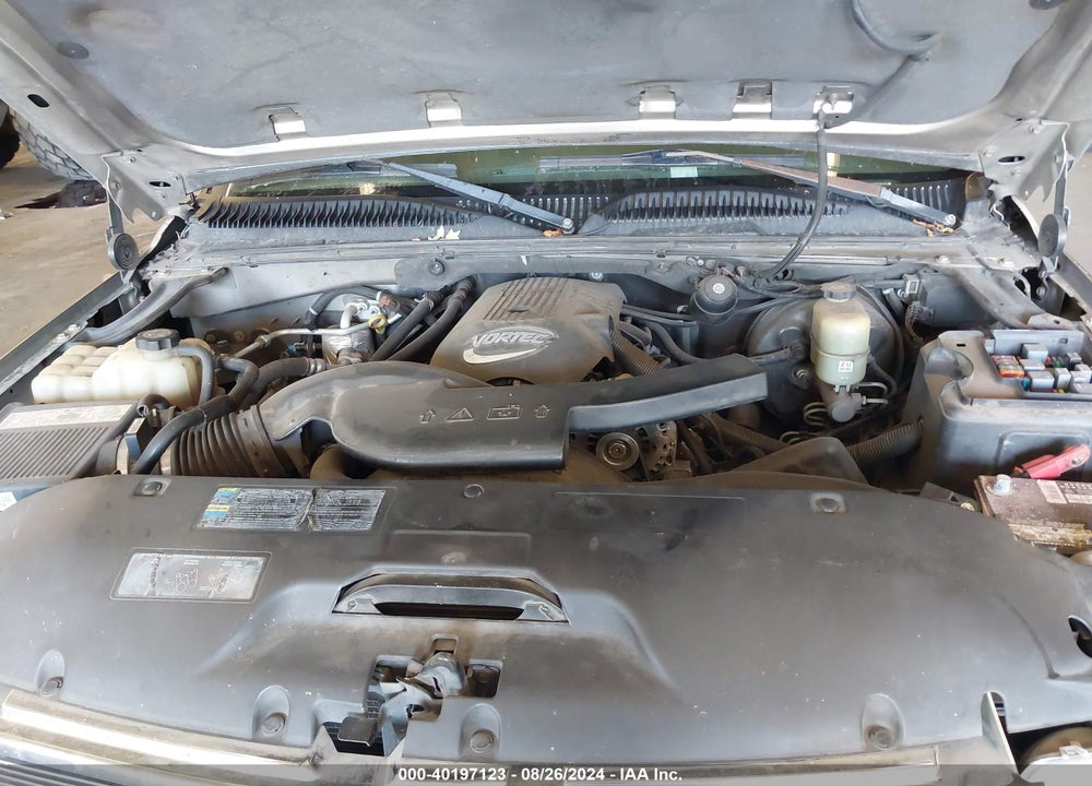 2002 CHEVROLET TAHOE LT VIN: 1GNEK13Z92J275452