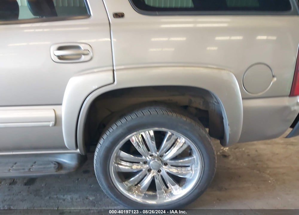 2002 CHEVROLET TAHOE LT VIN: 1GNEK13Z92J275452