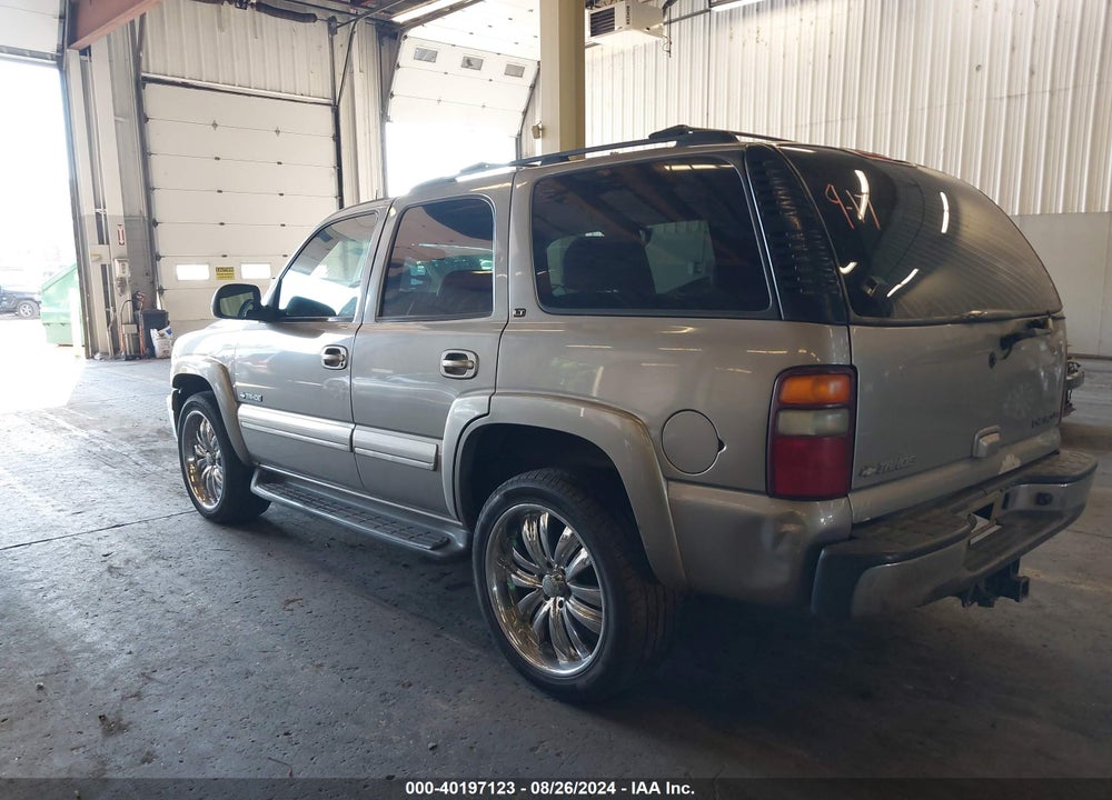 2002 CHEVROLET TAHOE LT VIN: 1GNEK13Z92J275452
