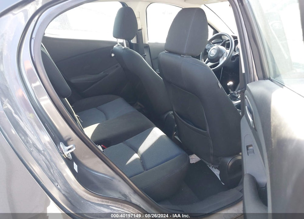 2016 SCION IA VIN: 3MYDLBZV9GY100148