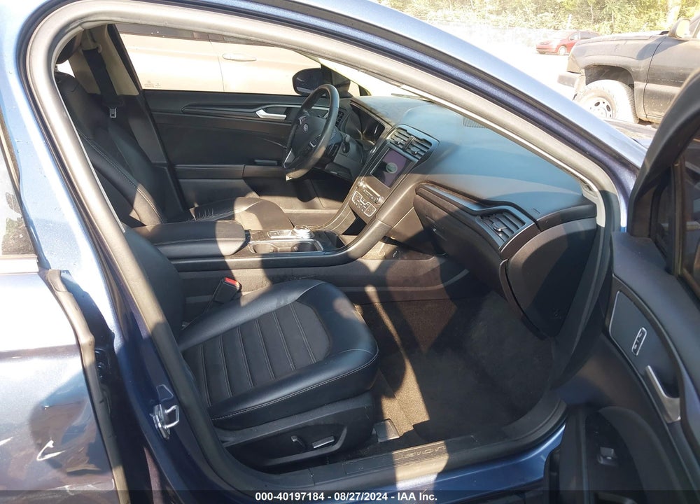 2018 FORD FUSION SE VIN: 3FA6P0HD2JR266205