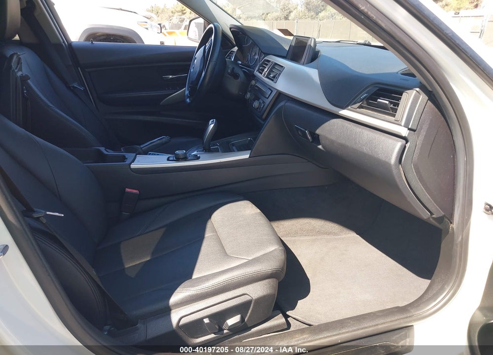 2014 BMW 320I XDRIVE VIN: WBA3C3G58ENS68115