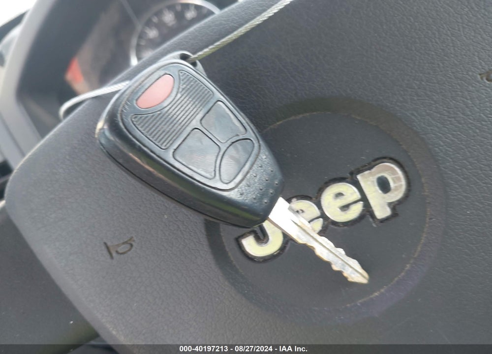2009 JEEP LIBERTY SPORT VIN: 1J8GN28K19W555592