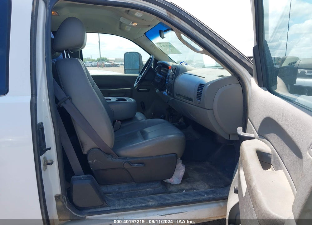 2011 CHEVROLET SILVERADO 3500HD WORK TRUCK VIN: 1GC5KZCG7BZ244448