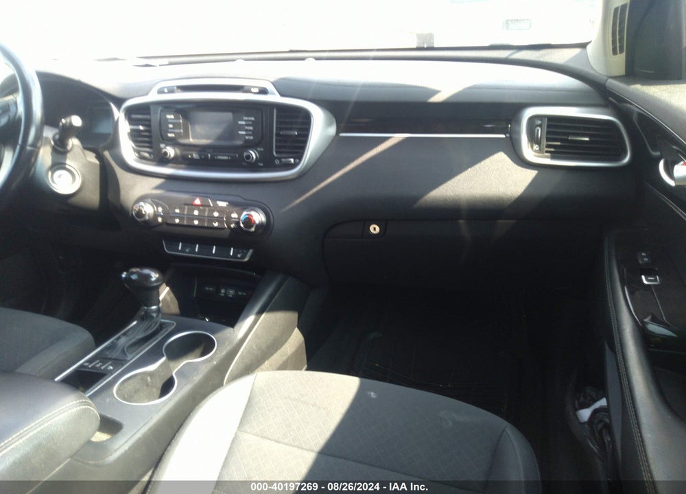 2016 KIA SORENTO 2.4L LX VIN: 5XYPGDA35GG064744