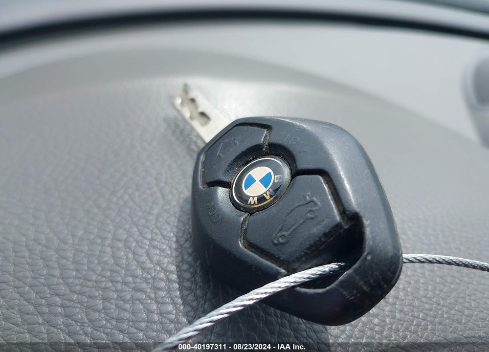 2005 BMW 645CI VIN: WBAEH73465B215977