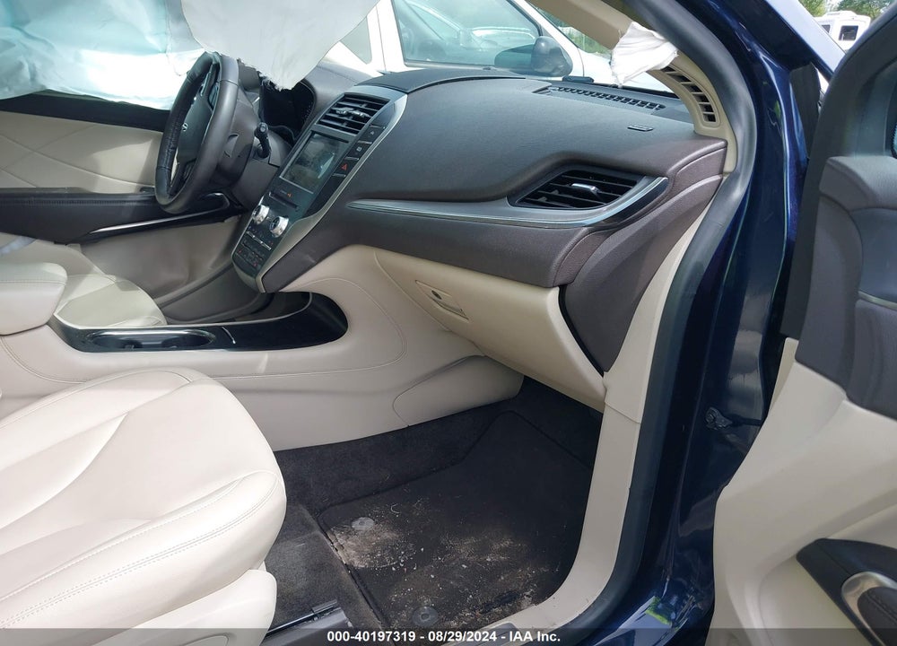 2017 LINCOLN MKC PREMIERE VIN: 5LMCJ1C92HUL61592
