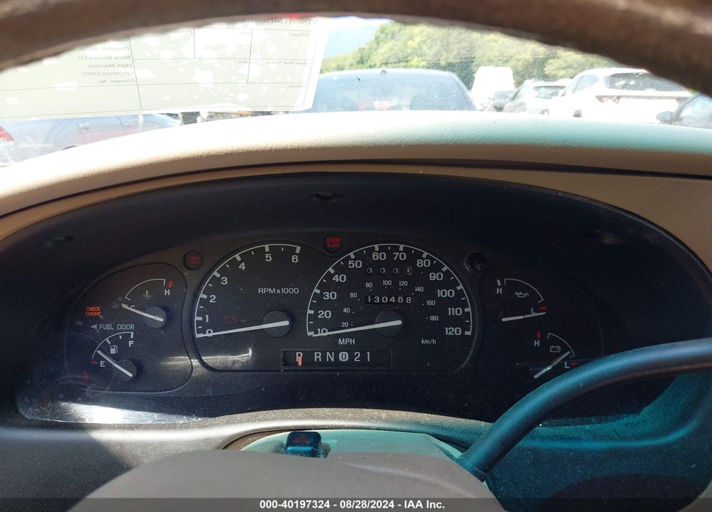 2000 FORD EXPLORER EDDIE BAUER VIN: 1FMDU74E2YUB60370