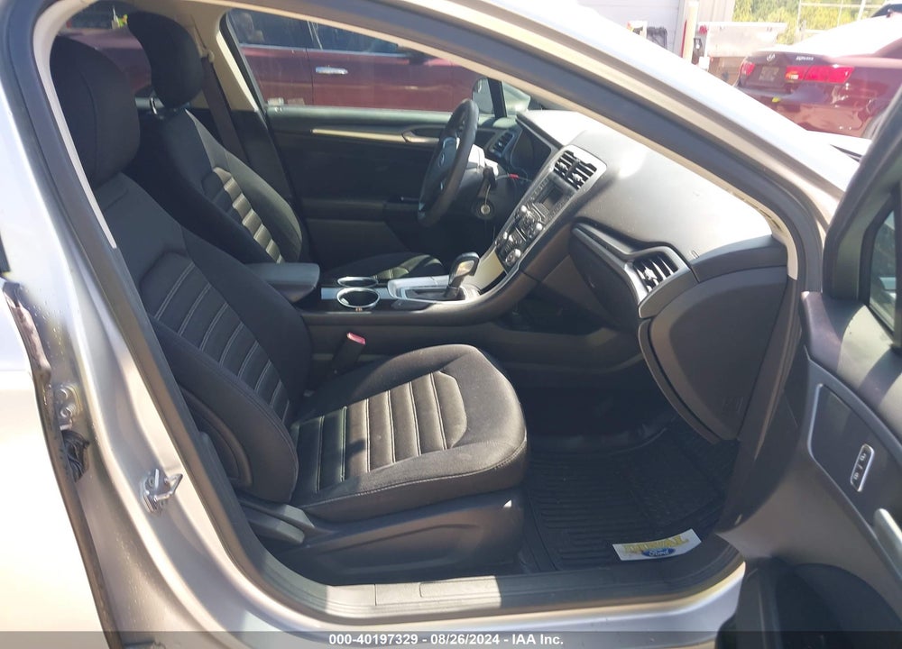 2013 FORD FUSION SE VIN: 3FA6P0HR6DR128330