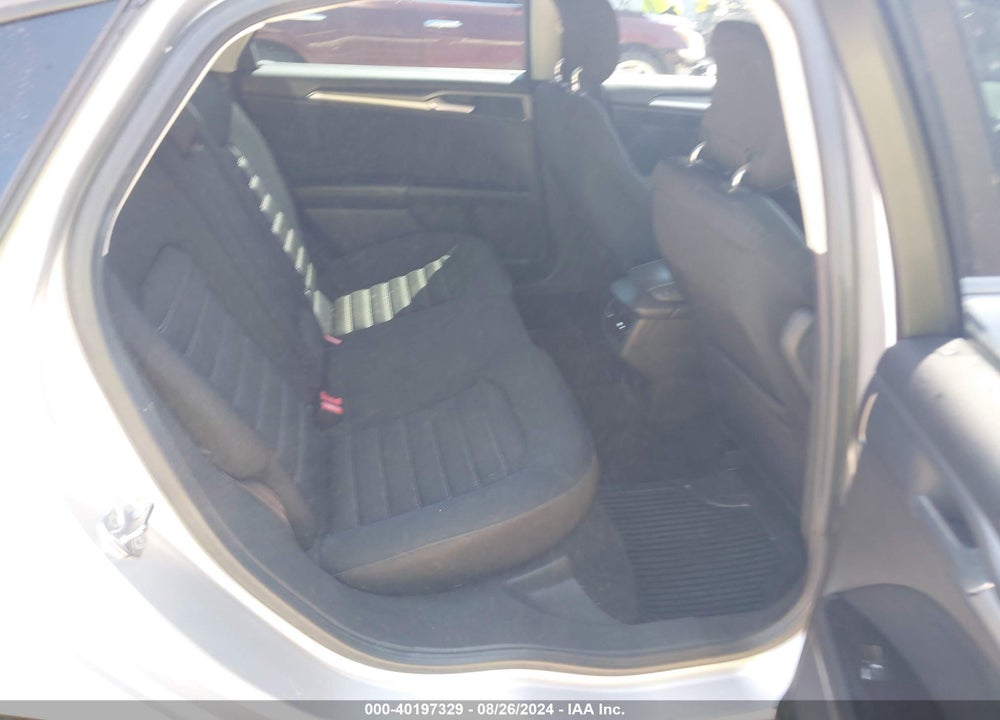 2013 FORD FUSION SE VIN: 3FA6P0HR6DR128330