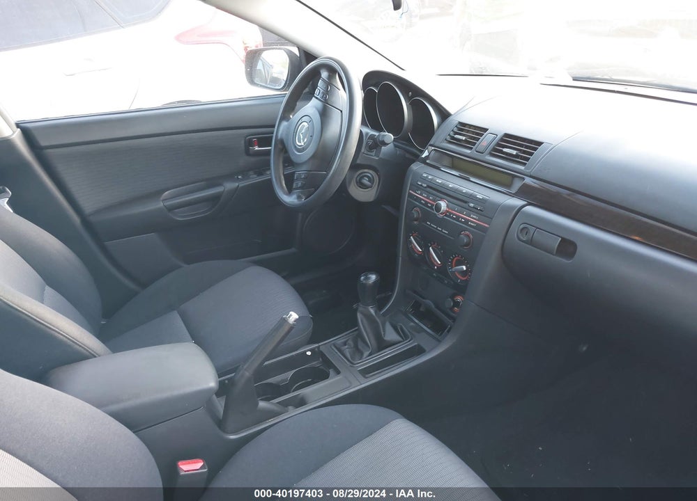 2007 MAZDA MAZDA3 VIN: JM1BK12F571665779
