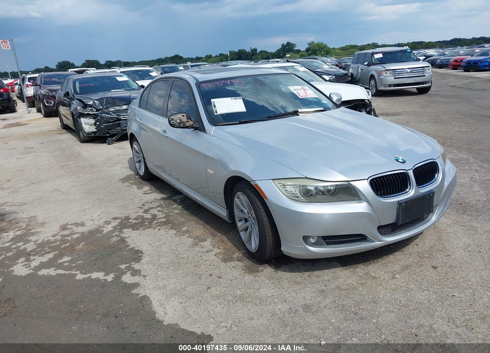 2011 BMW 328I VIN: WBAPH7G52BNN05526