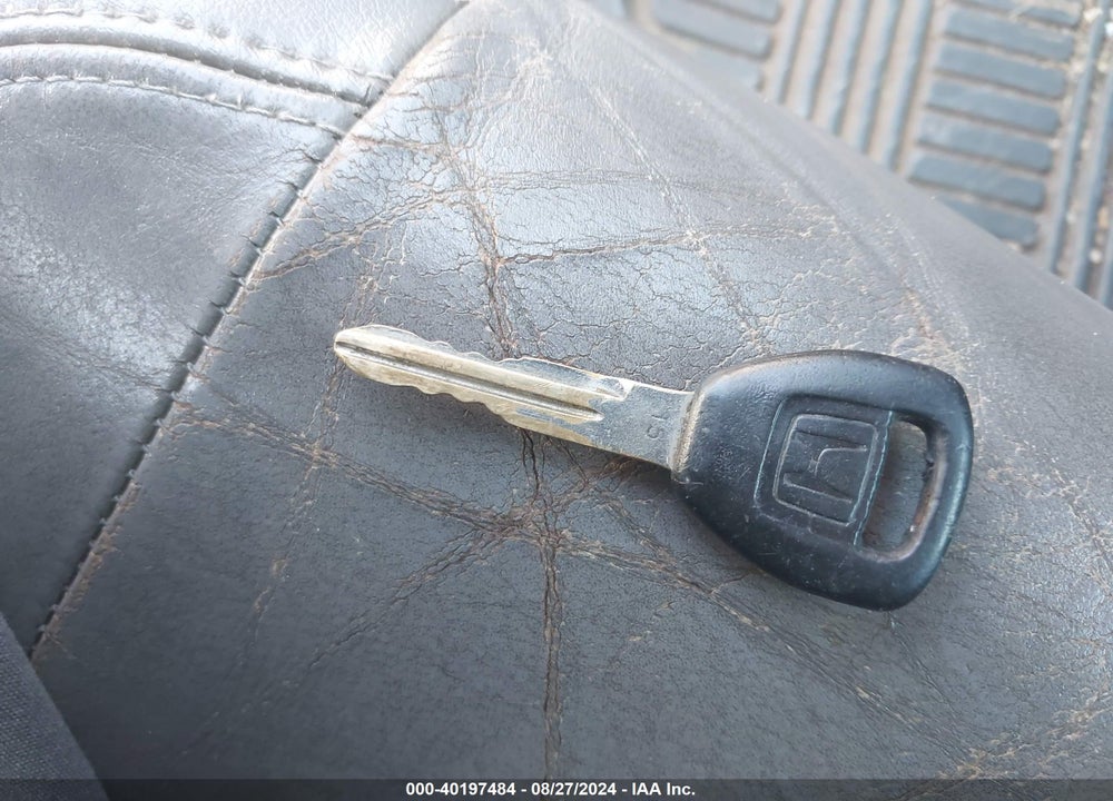 2001 HONDA ACCORD 3.0 EX VIN: 1HGCG16531A071367