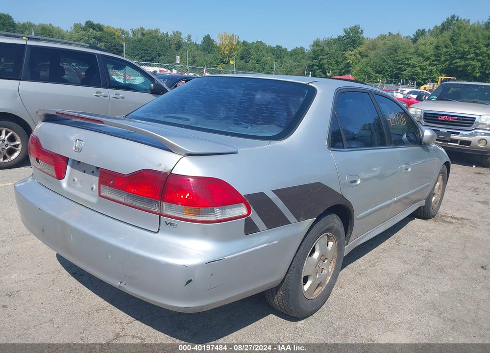 2001 HONDA ACCORD 3.0 EX VIN: 1HGCG16531A071367