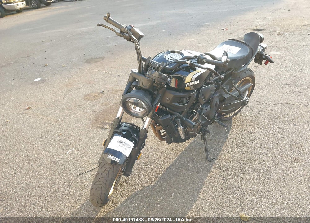 2022 YAMAHA MTM690 VIN: JYARM42Y1NA000477