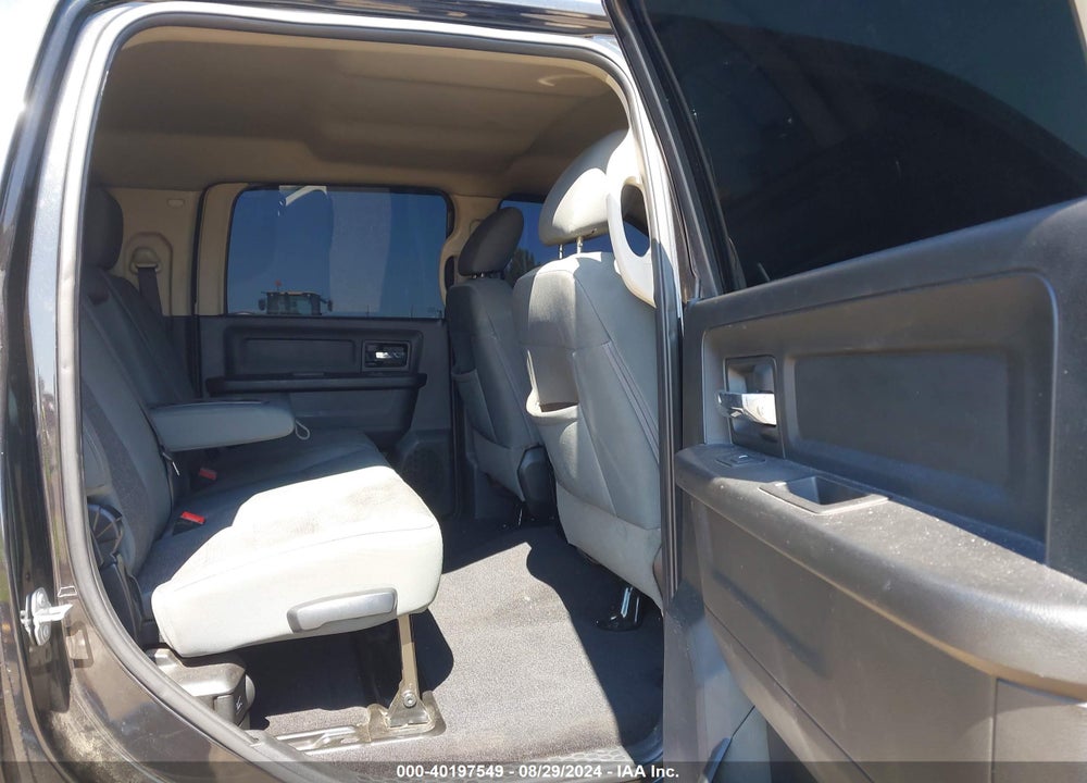 2018 RAM 2500 VIN: 3C6UR5MLXJG162022