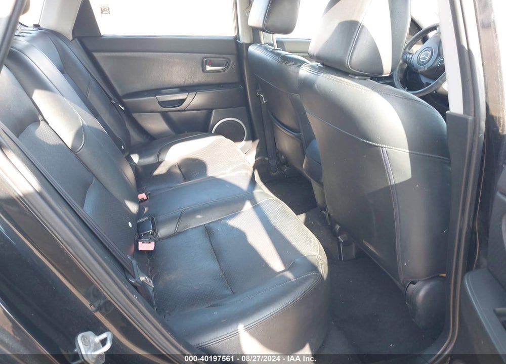 2004 MAZDA 3 S VIN: JM1BK343441133529