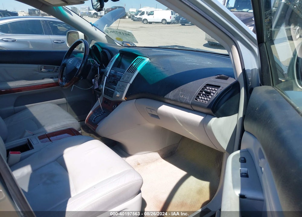 2005 LEXUS RX 330 VIN: JTJGA31U150055544