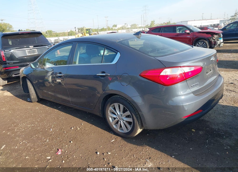 2015 KIA FORTE EX VIN: KNAFX4A8XF5352061