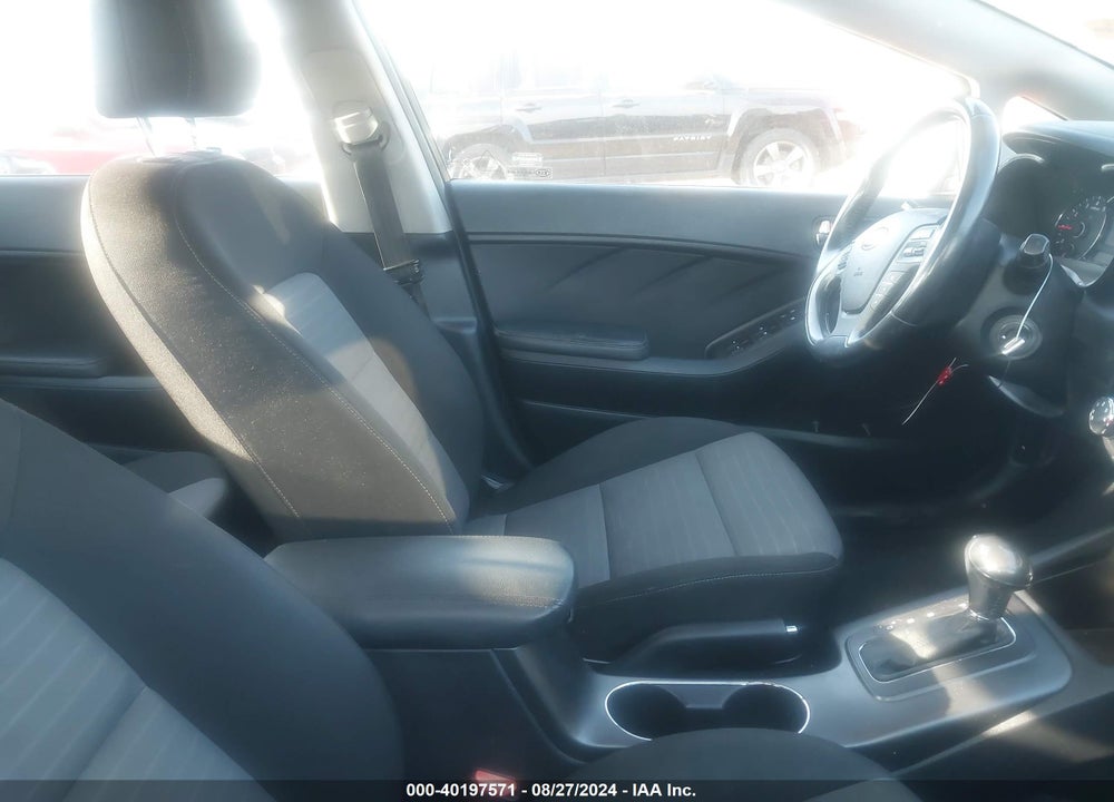 2015 KIA FORTE EX VIN: KNAFX4A8XF5352061