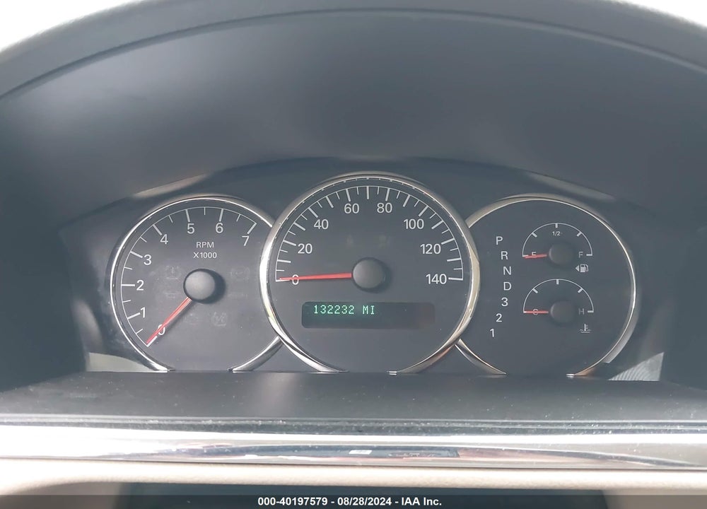 2008 BUICK LACROSSE CXL VIN: 2G4WD582881127205