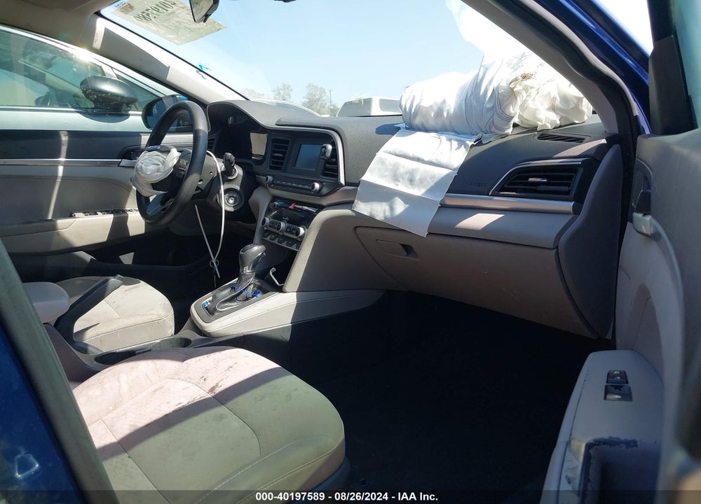 2020 HYUNDAI ELANTRA SE VIN: 5NPD74LF7LH511765