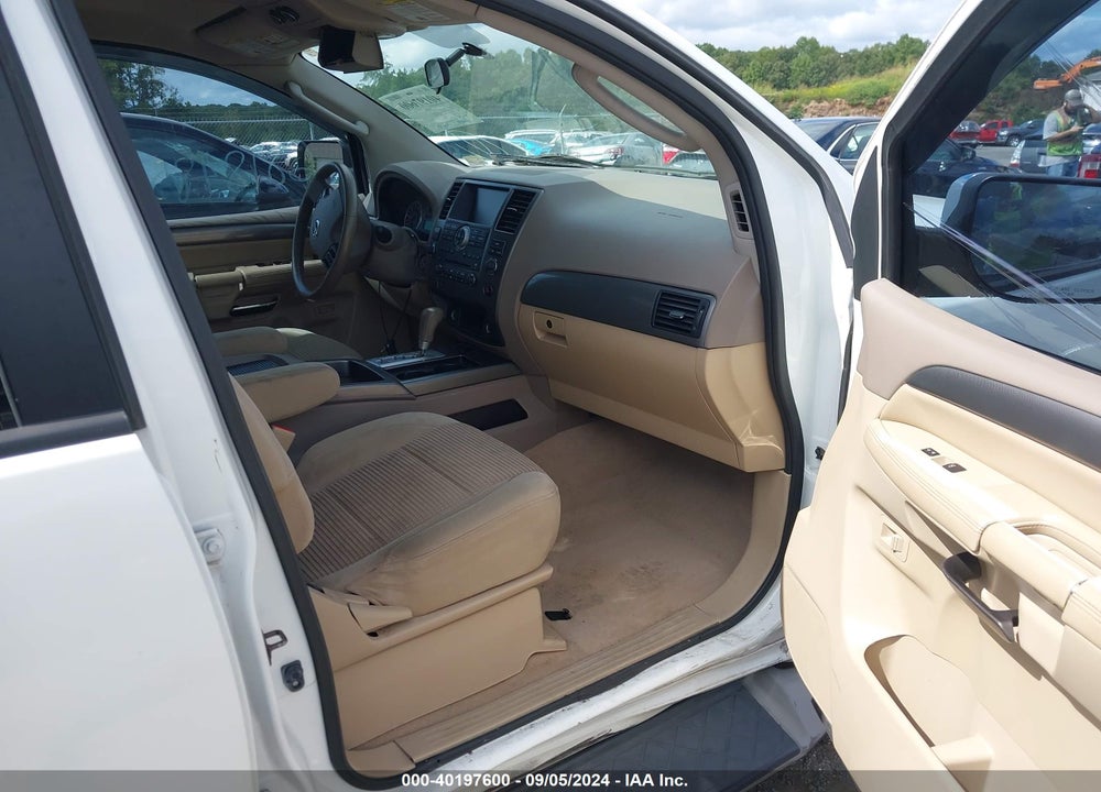 2011 NISSAN ARMADA SV VIN: 5N1BA0ND1BN622951