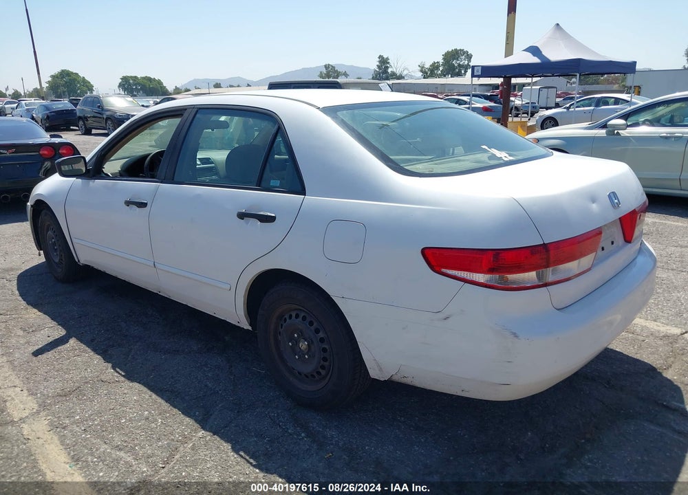 2003 HONDA ACCORD 2.4 DX VIN: JHMCM56123C053542