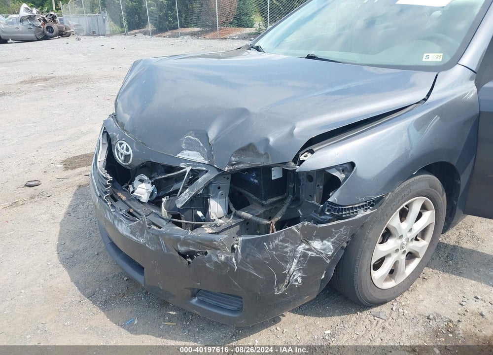 2011 TOYOTA CAMRY LE VIN: 4T1BF3EK6BU650946