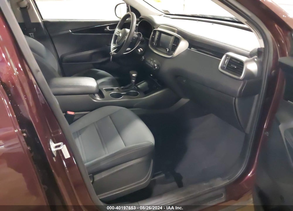 2019 KIA SORENTO 2.4L LX VIN: 5XYPGDA32KG439854