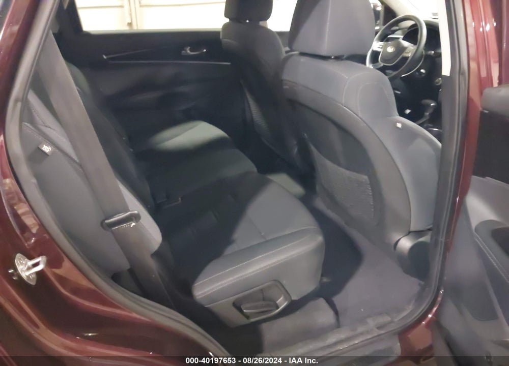 2019 KIA SORENTO 2.4L LX VIN: 5XYPGDA32KG439854