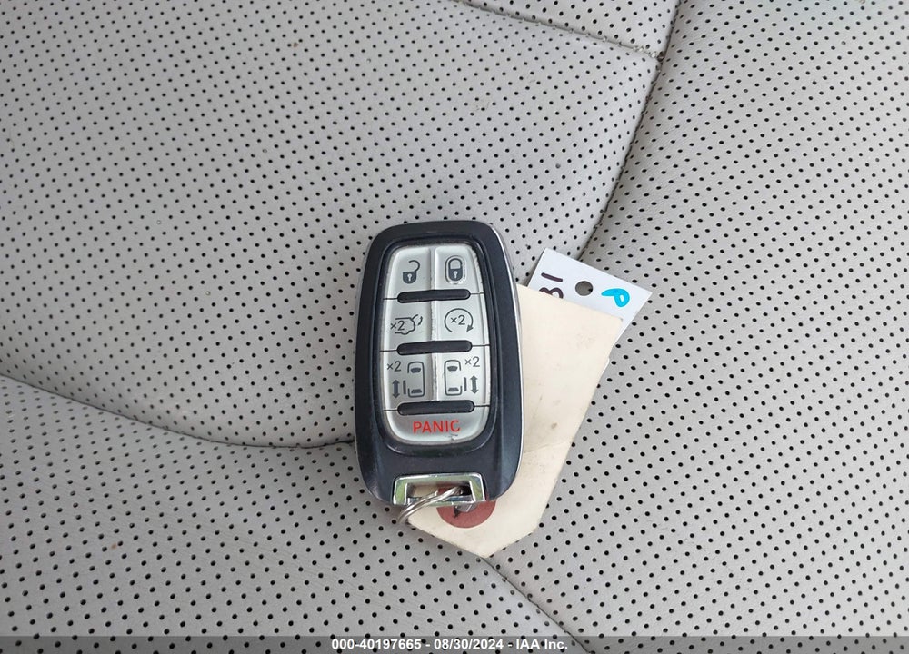 2018 CHRYSLER PACIFICA LIMITED VIN: 2C4RC1GG6JR103602
