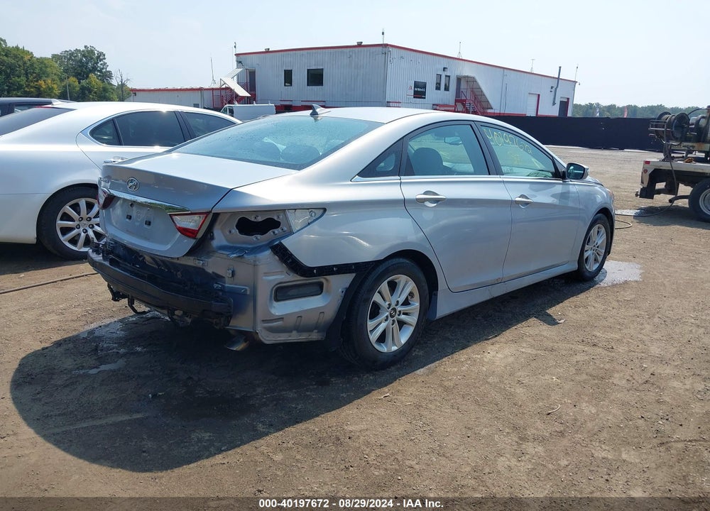 2014 HYUNDAI SONATA GLS VIN: 5NPEB4AC8EH842112