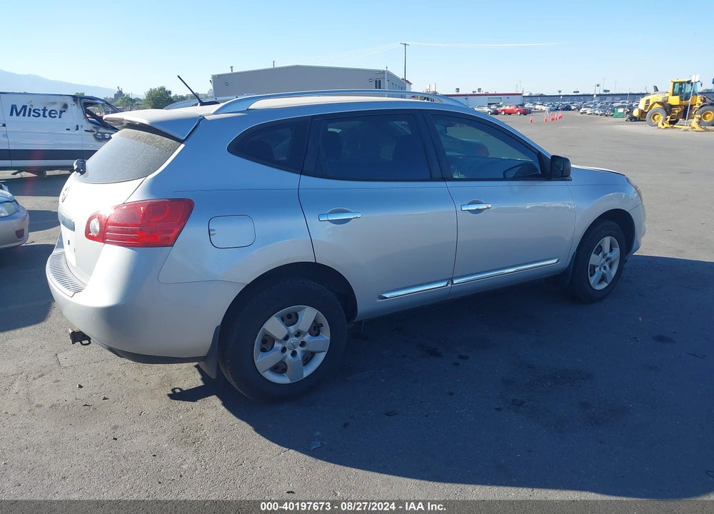 2015 NISSAN ROGUE SELECT S VIN: JN8AS5MT8FW657574